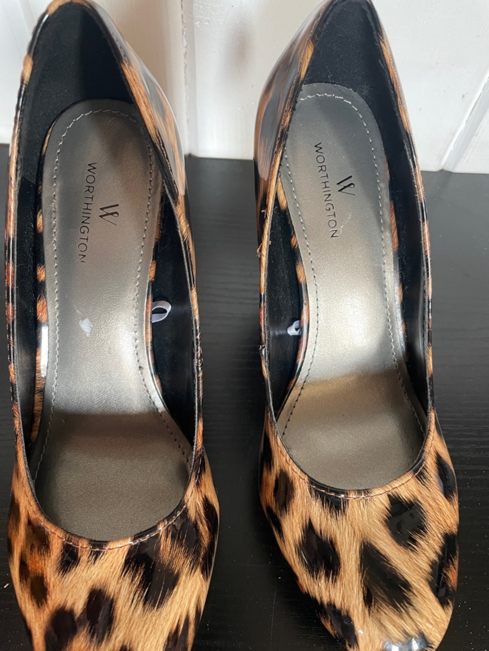 Worthington Leopard Print Patent High Heel Pumps - Brown/Black size 6 - Picture 3 of 6